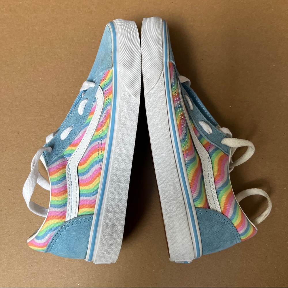 Vans sneakera size 3 (Y)